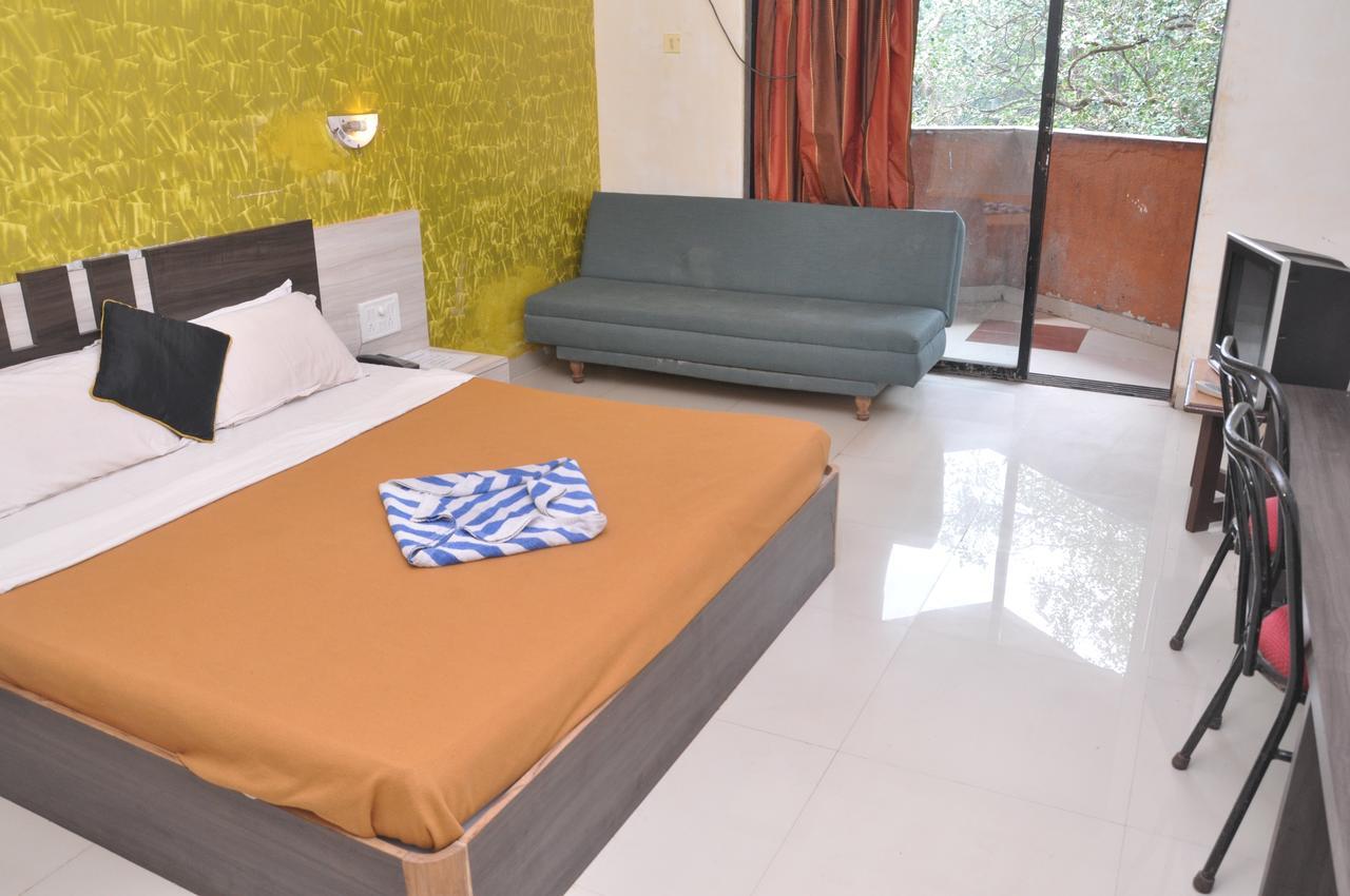 Horseland Hotel & Mountain Spa Matheran Exterior photo